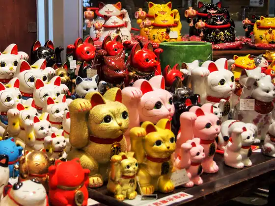 Seto-gura pottery shop